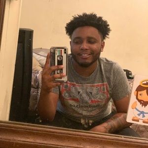 Meet your Posher, Thomas